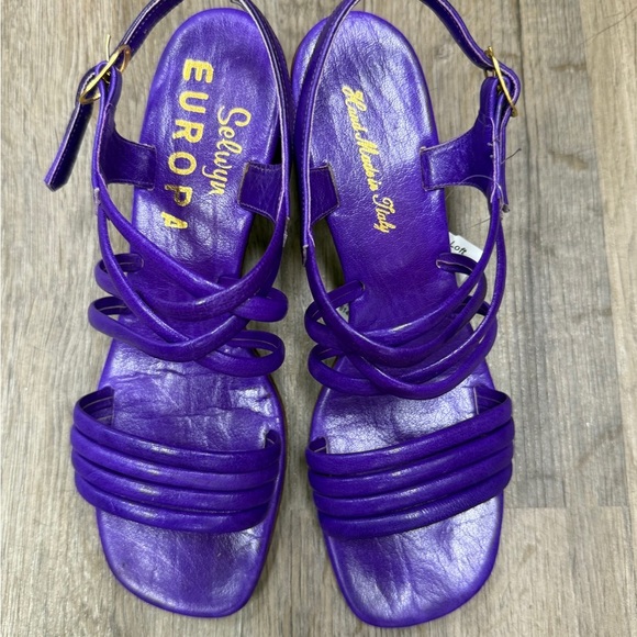 Selwyn Shoes - Selwyn Europa Vintage Block Heel